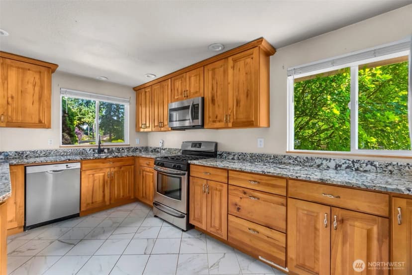 Property photo for 21603 125th Street Ct E, Bonney Lake photo 12