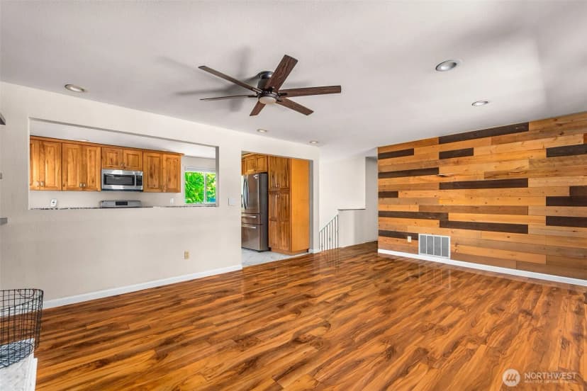 Property photo for 21603 125th Street Ct E, Bonney Lake photo 8