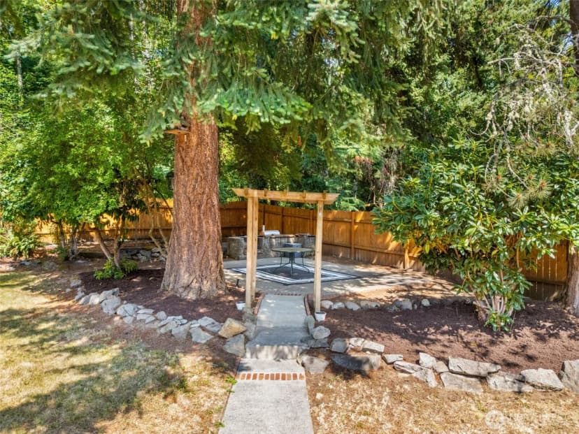 Property photo for 21603 125th Street Ct E, Bonney Lake photo 23