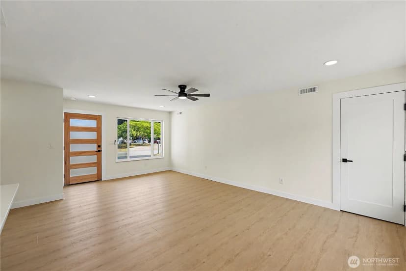 Property photo for 3610 Branson Dr Se, Port Orchard photo 11