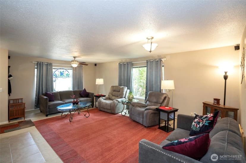 Property photo for 28705 14th Avenue S, Federal Way photo 8