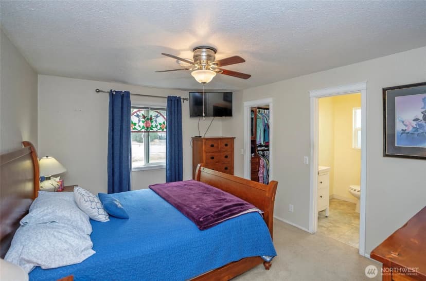 Property photo for 28705 14th Avenue S, Federal Way photo 16