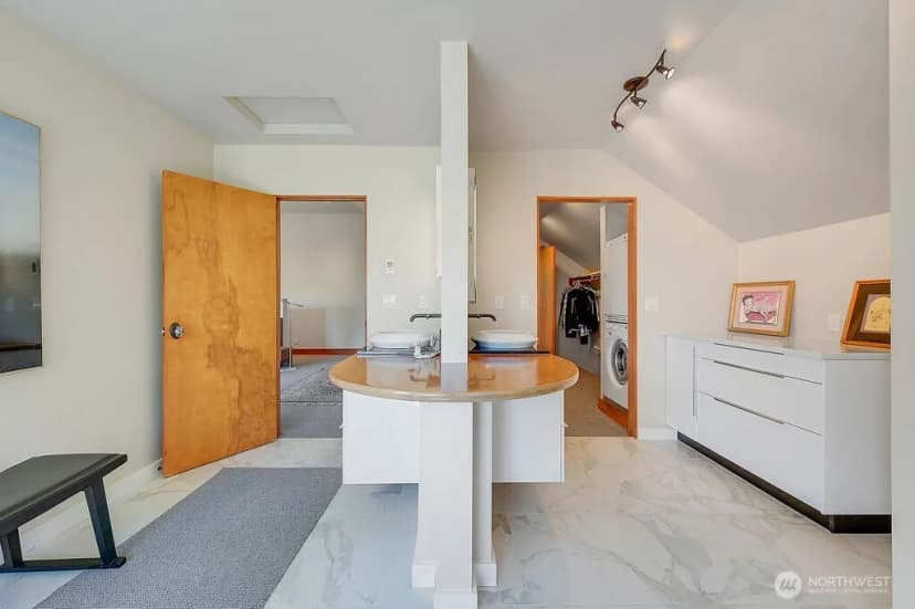 Property photo for 2021 Walnut Street, Port Townsend photo 31