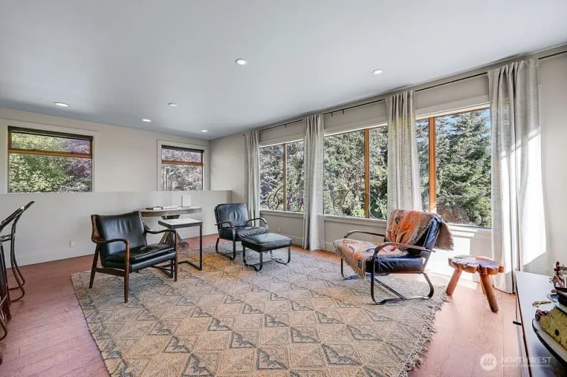 Property photo for 2021 Walnut Street, Port Townsend photo 9