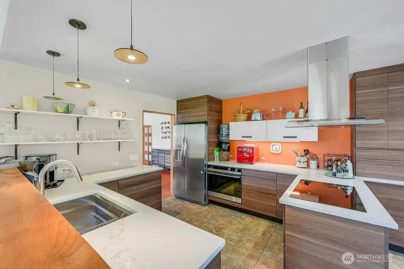 Property photo for 2021 Walnut Street, Port Townsend photo 14