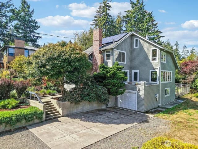 Property photo for 2021 Walnut Street, Port Townsend photo 2