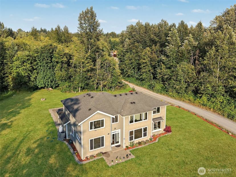 Property photo for 5319 Pilchuck Tree Farm Road Ne, Snohomish photo 34