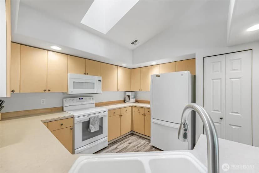 Property photo for 7322 Centerville Court #404, Stanwood photo 5