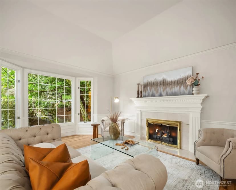Property photo for 16701 Saybrook Drive Ne, Woodinville photo 9