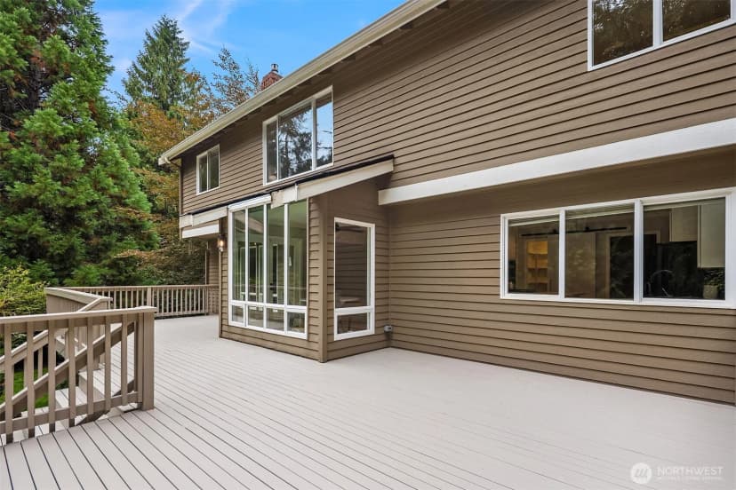 Property photo for 16701 Saybrook Drive Ne, Woodinville photo 31