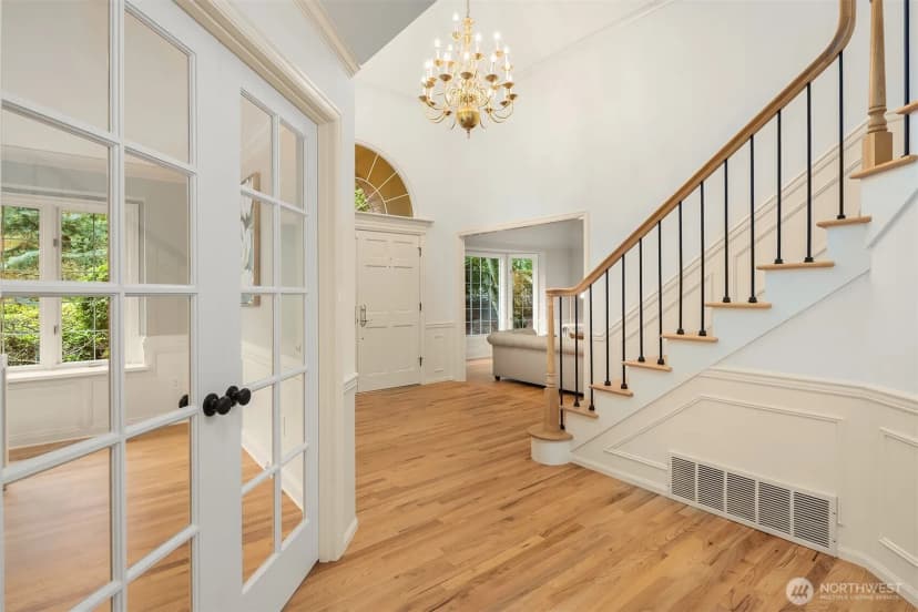 Property photo for 16701 Saybrook Drive Ne, Woodinville photo 6