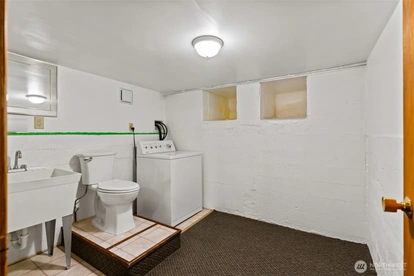 Property photo for 101 E Utah Avenue, Roslyn photo 25