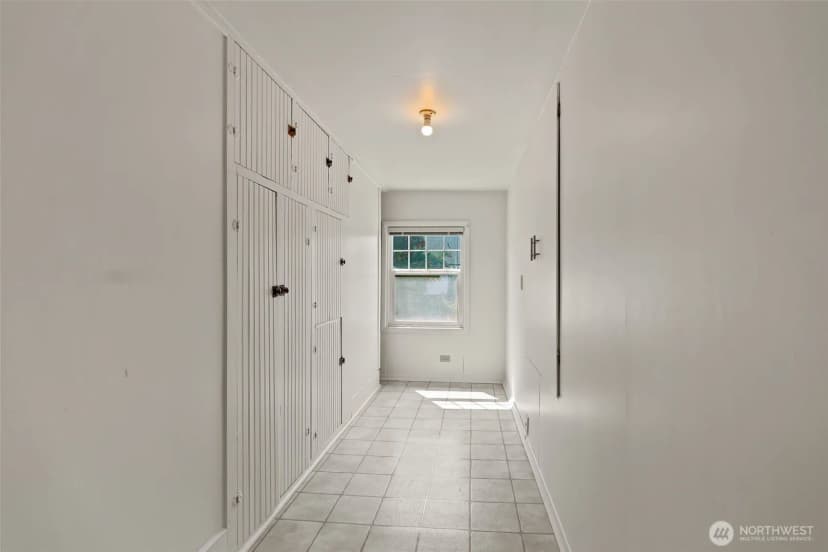 Property photo for 101 E Utah Avenue, Roslyn photo 13