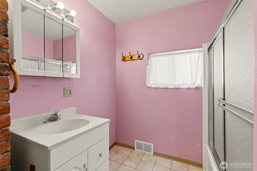 Property photo for 101 E Utah Avenue, Roslyn photo 19