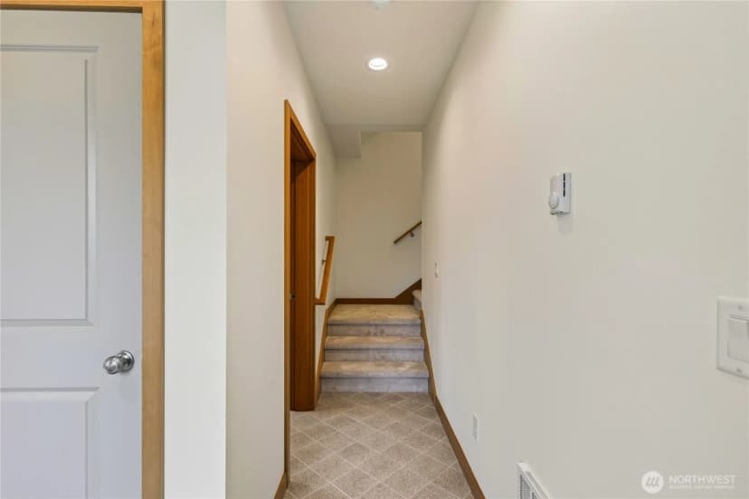 Property photo for 55 Ne Kettle Street #a1, Oak Harbor photo 28