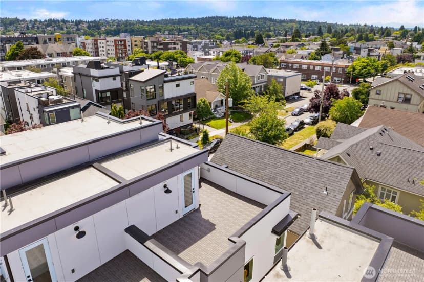 Property photo for 2230 D Nw 60th Street, Seattle photo 24