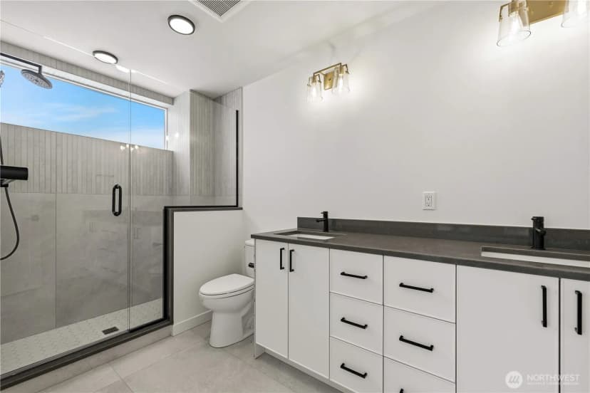 Property photo for 2230 D Nw 60th Street, Seattle photo 11