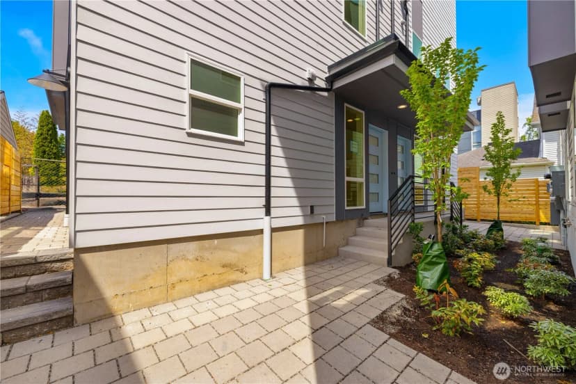 Property photo for 2230 D Nw 60th Street, Seattle photo 20