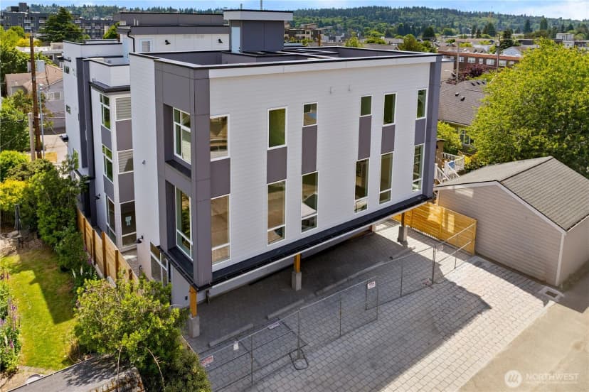 Property photo for 2230 D Nw 60th Street, Seattle photo 23