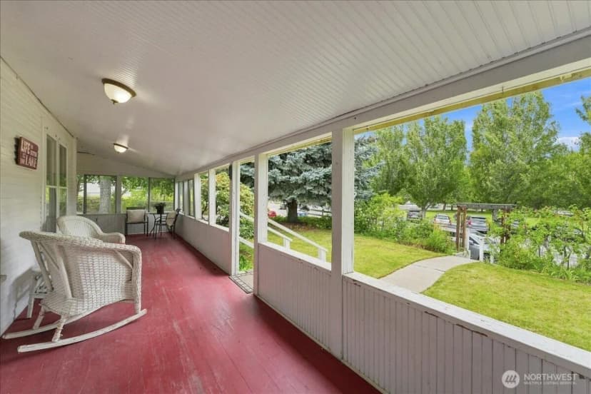 Property photo for 116 E Farnham Avenue, Chelan photo 6