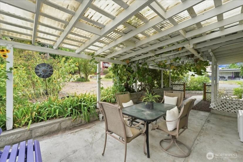 Property photo for 116 E Farnham Avenue, Chelan photo 15