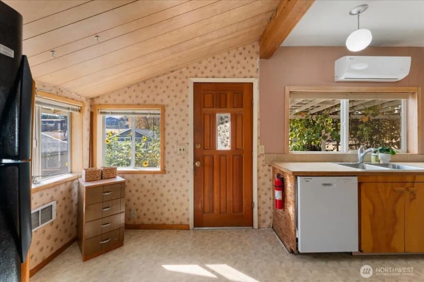 Property photo for 116 E Farnham Avenue, Chelan photo 13