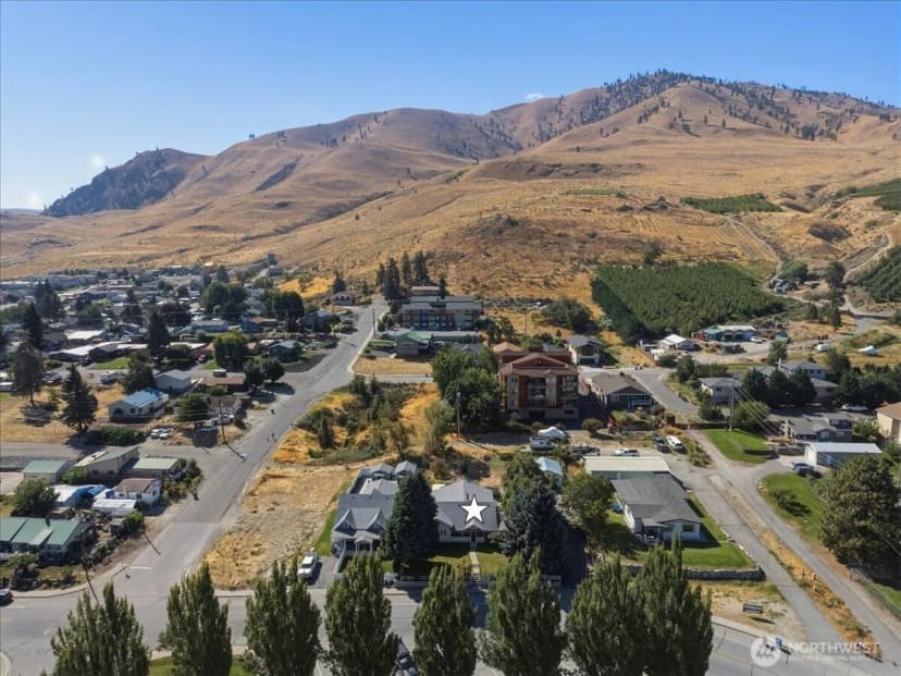 Property photo for 116 E Farnham Avenue, Chelan photo 38
