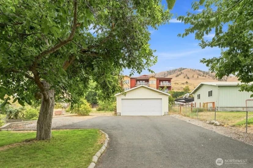 Property photo for 116 E Farnham Avenue, Chelan photo 36