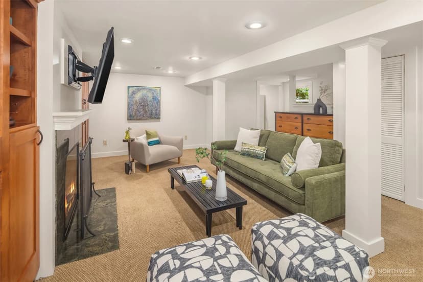 Property photo for 930 20th Avenue E, Seattle photo 28