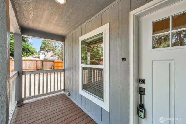 Property photo for 11321 205th Avenue E, Bonney Lake photo 3