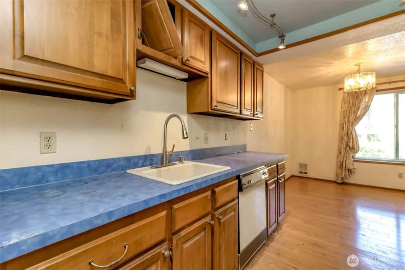 Property photo for 132 N 132nd Street #204, Seattle photo 10