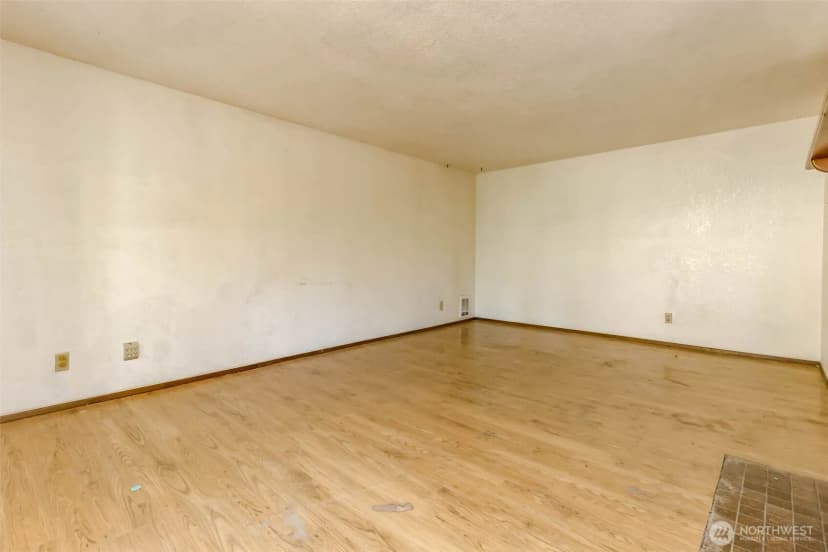 Property photo for 132 N 132nd Street #204, Seattle photo 8