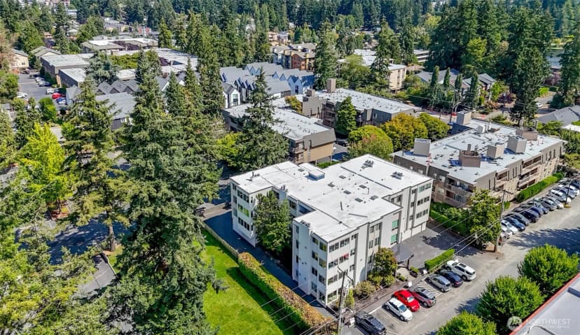 Property photo for 132 N 132nd Street #204, Seattle photo 2