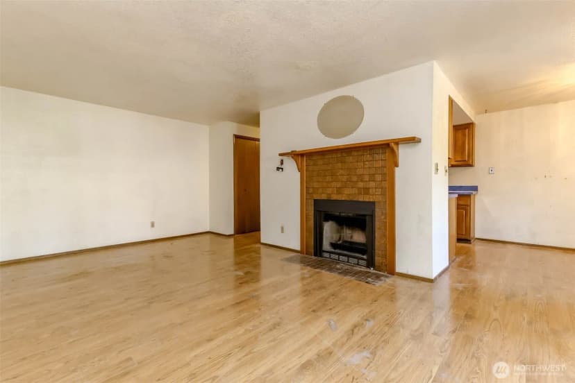 Property photo for 132 N 132nd Street #204, Seattle photo 6