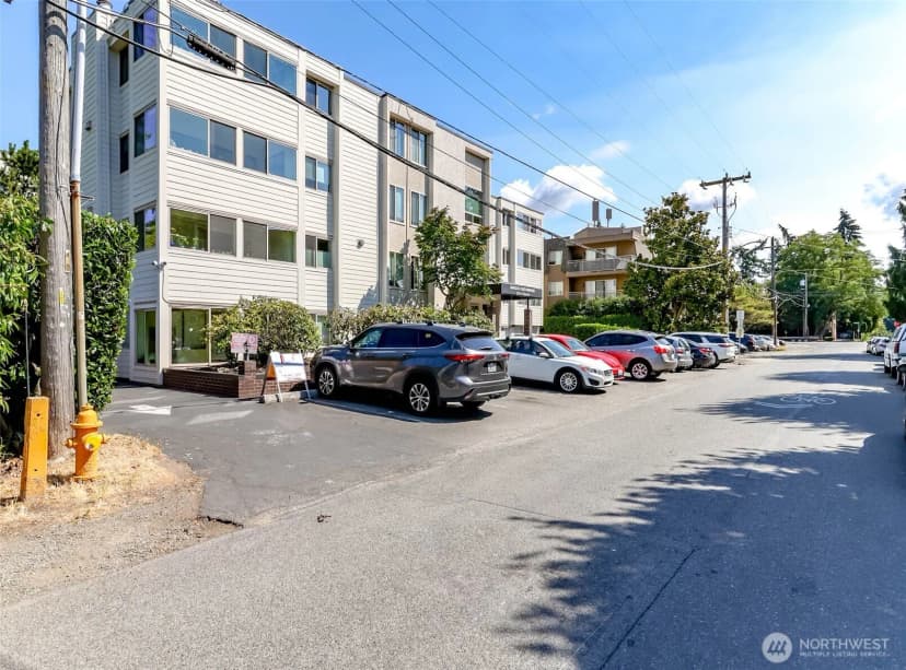 Property photo for 132 N 132nd Street #204, Seattle photo 32