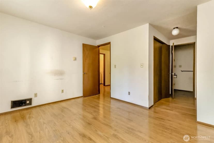 Property photo for 132 N 132nd Street #204, Seattle photo 18