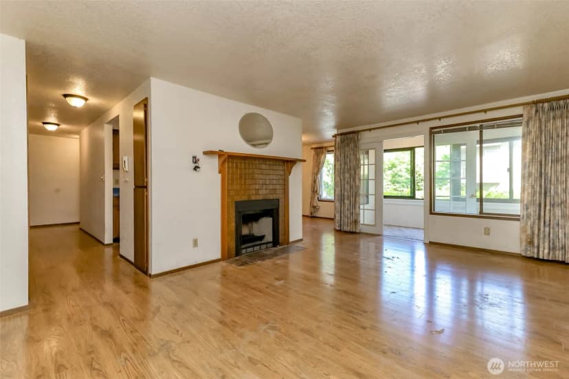 Property photo for 132 N 132nd Street #204, Seattle photo 5