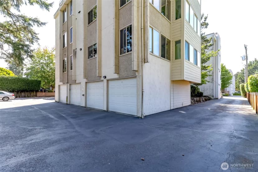 Property photo for 132 N 132nd Street #204, Seattle photo 30
