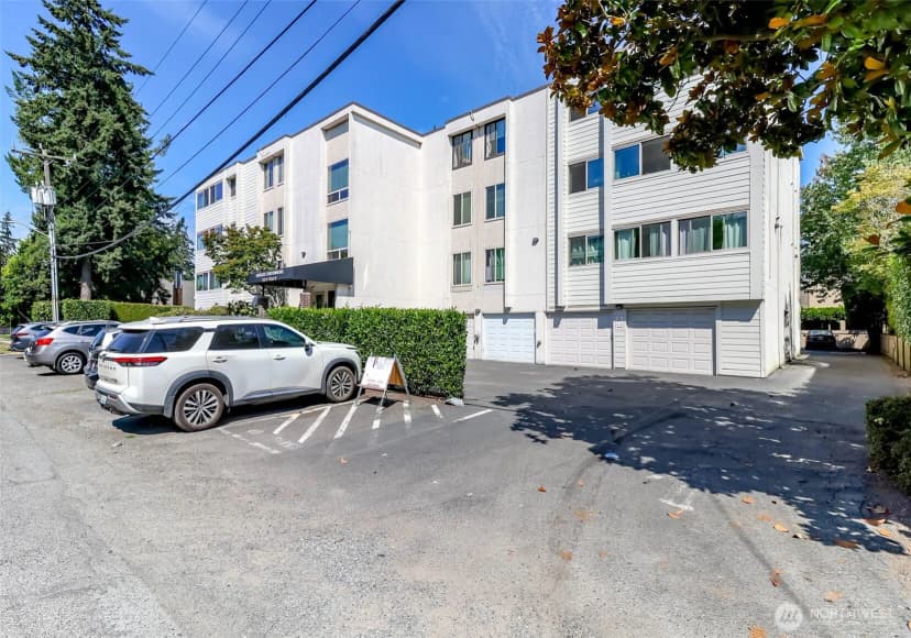 Property photo for 132 N 132nd Street #204, Seattle photo 33