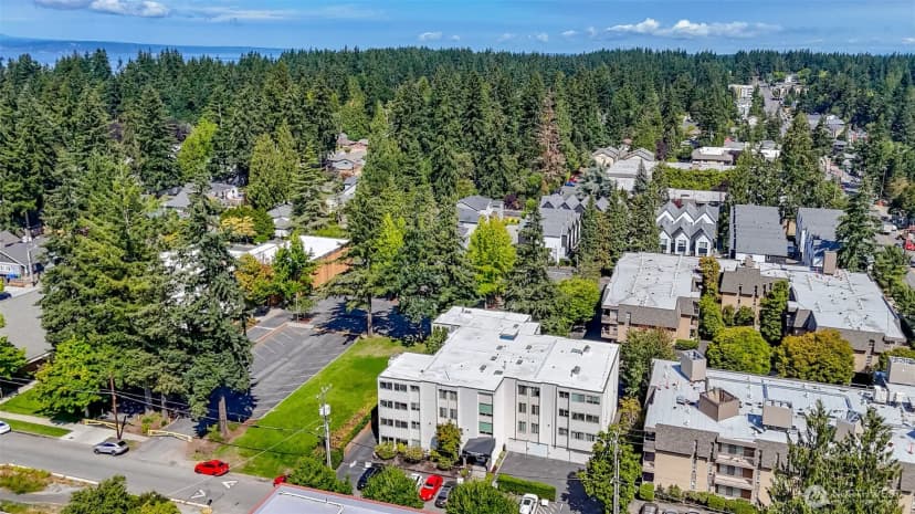 Property photo for 132 N 132nd Street #204, Seattle photo 37