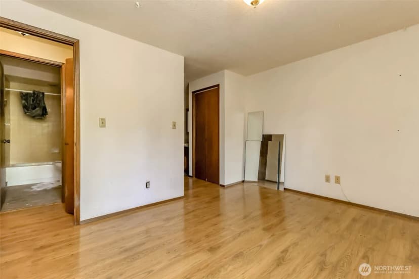 Property photo for 132 N 132nd Street #204, Seattle photo 17