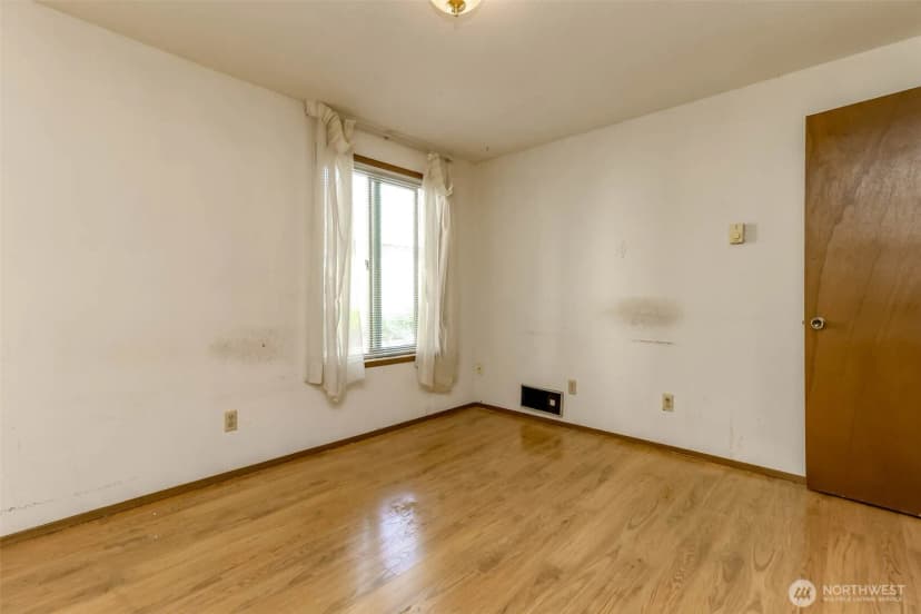 Property photo for 132 N 132nd Street #204, Seattle photo 22