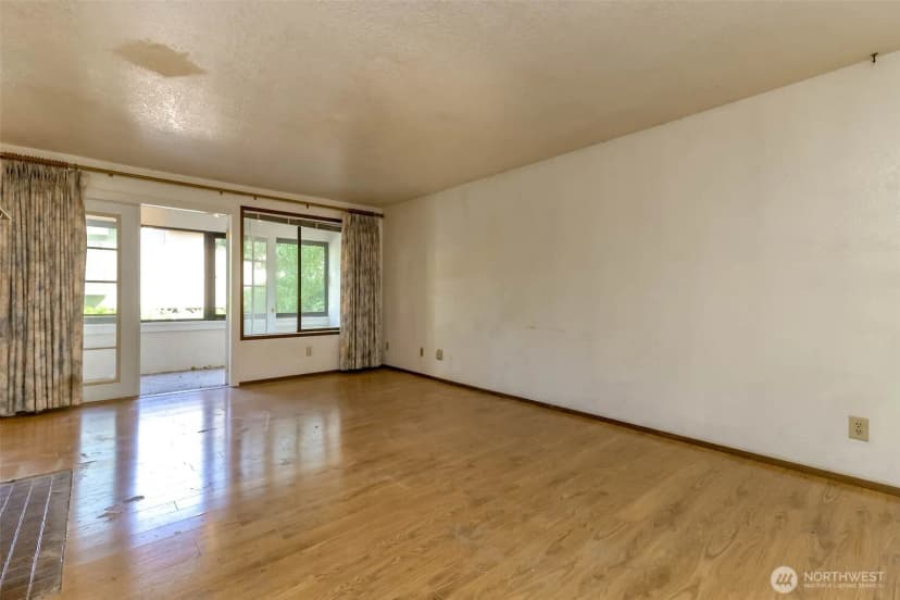 Property photo for 132 N 132nd Street #204, Seattle photo 7