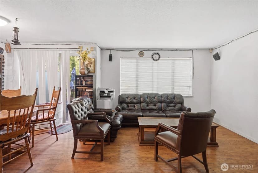 Property photo for 14001 35th Avenue Ne, Seattle photo 18