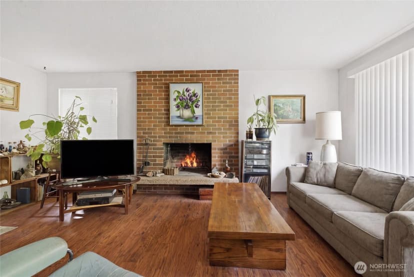 Property photo for 14001 35th Avenue Ne, Seattle photo 19