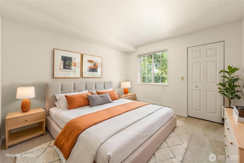 Property photo for 2540 118th Avenue Se #202, Bellevue photo 5
