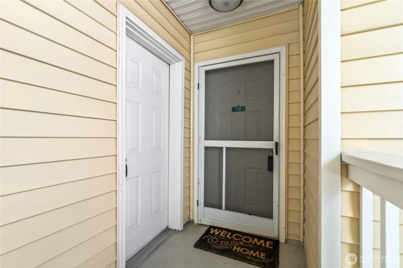 Property photo for 2540 118th Avenue Se #202, Bellevue photo 13