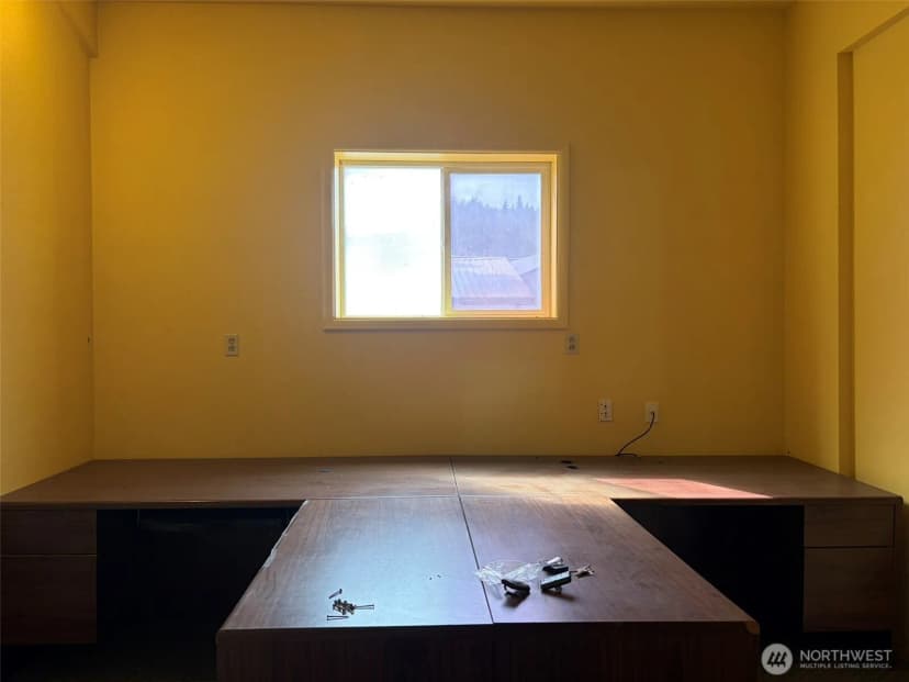 Property photo for 499 W 9th Street, Republic photo 35