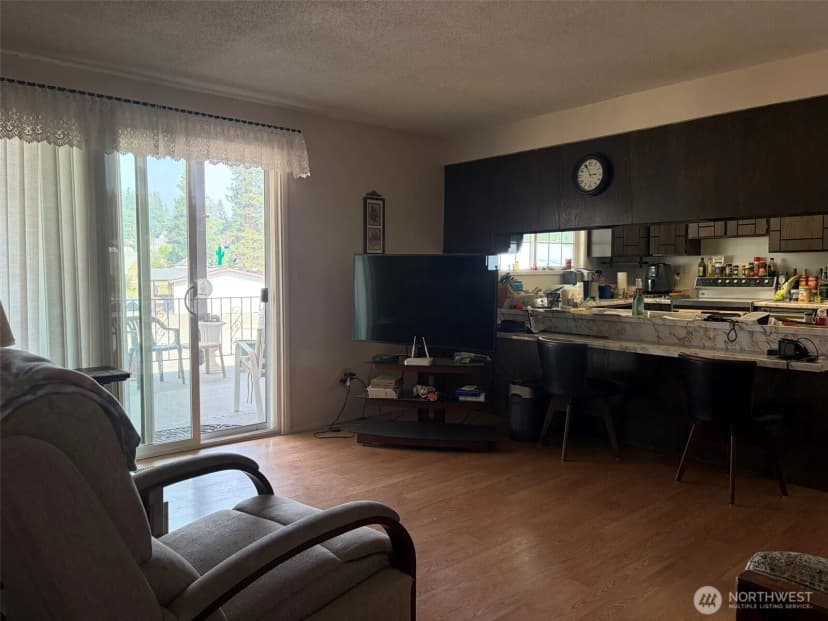 Property photo for 499 W 9th Street, Republic photo 10