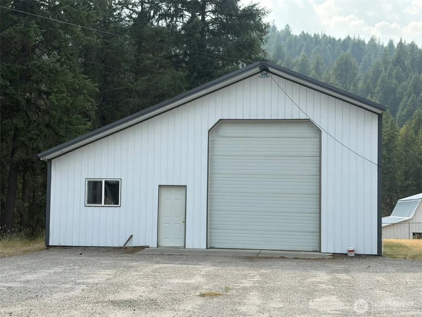 Property photo for 499 W 9th Street, Republic photo 22